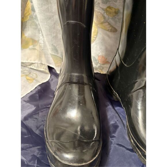 Hunter Original Tall Rain Boots - Gloss Black 17” Tall Size Female 7/male 6 - Picture 8 of 15
